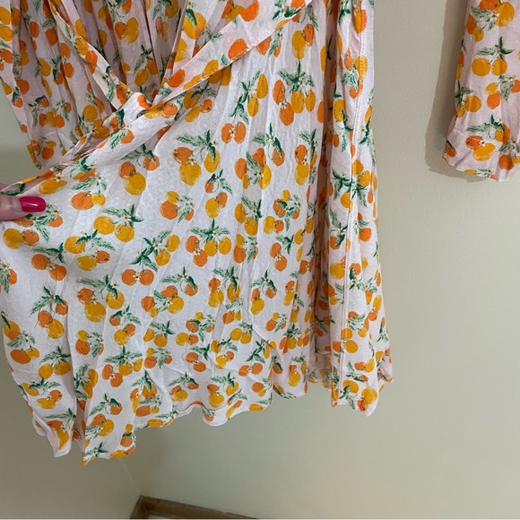 Intimately Free People Worth It GrapeFruit Print Robe, Size S, NWT - Picture 10 of 13